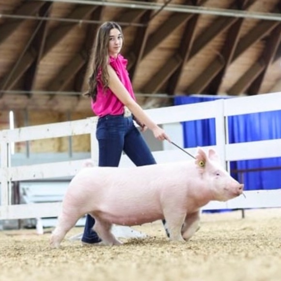 Meet your Posher, Rebecca - Picture 10 of 16